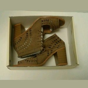 Canyon River Blues Sandals Block Heels